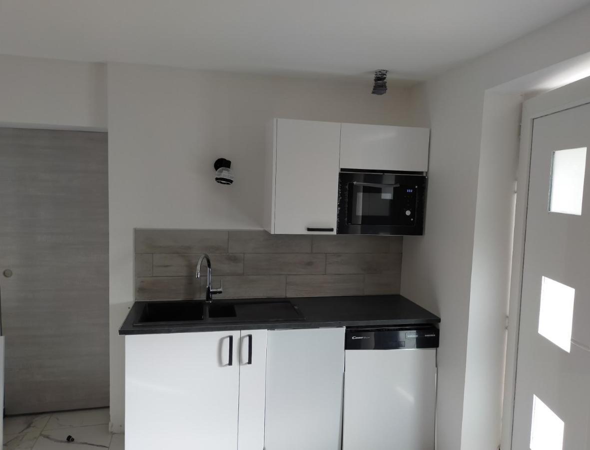 Reve De Panda Avec Sauna Et Jacuzzi Privatif Abrest Exterior photo